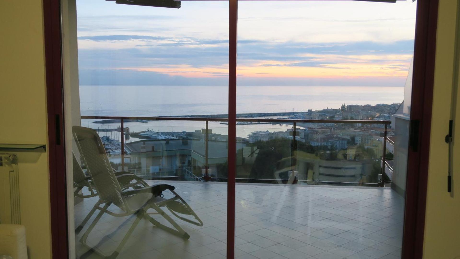 Apartment Terrazzavistamare, Piscina, Campodatennis Sanremo